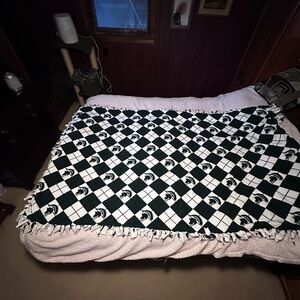 Michigan State University, Spartans Black and White Checkered Blanket